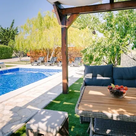 Ljubica With Pool Apartamento *