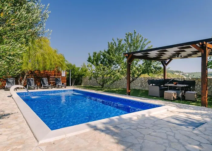 Ljubica With Pool Krneza