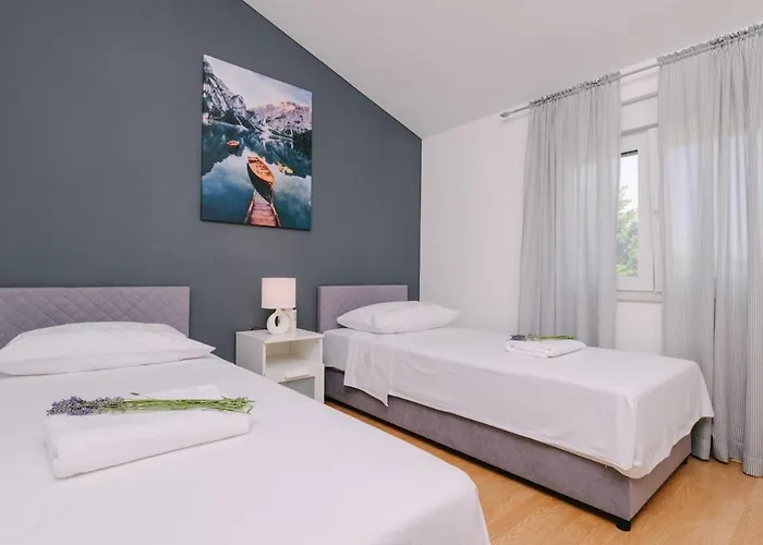 Ljubica With Pool Apartman Krneza