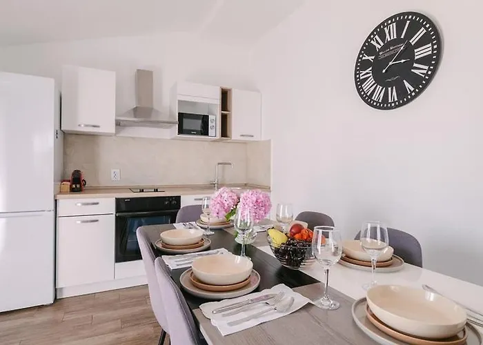 Apartman Ljubica With Pool