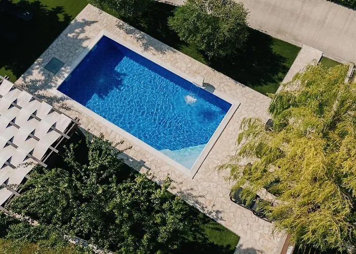 Apartman Ljubica With Pool Krneza