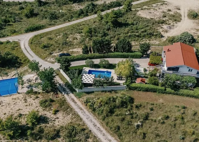 Ljubica With Pool Apartman *