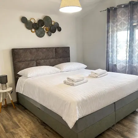 Apartman Ljubica With Pool