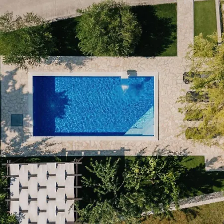 Ljubica With Pool