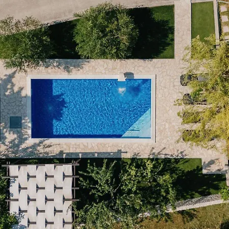 Ljubica With Pool